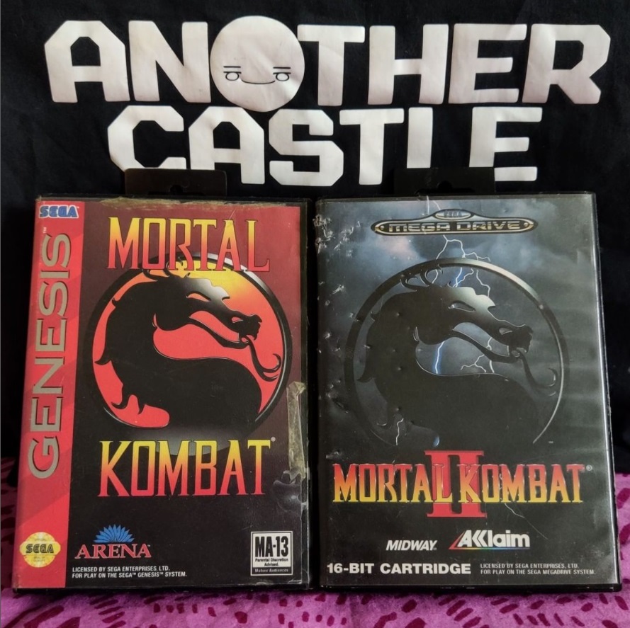 Mortal Kombat -pelejä sekä Antoher Castle -kangaskassi